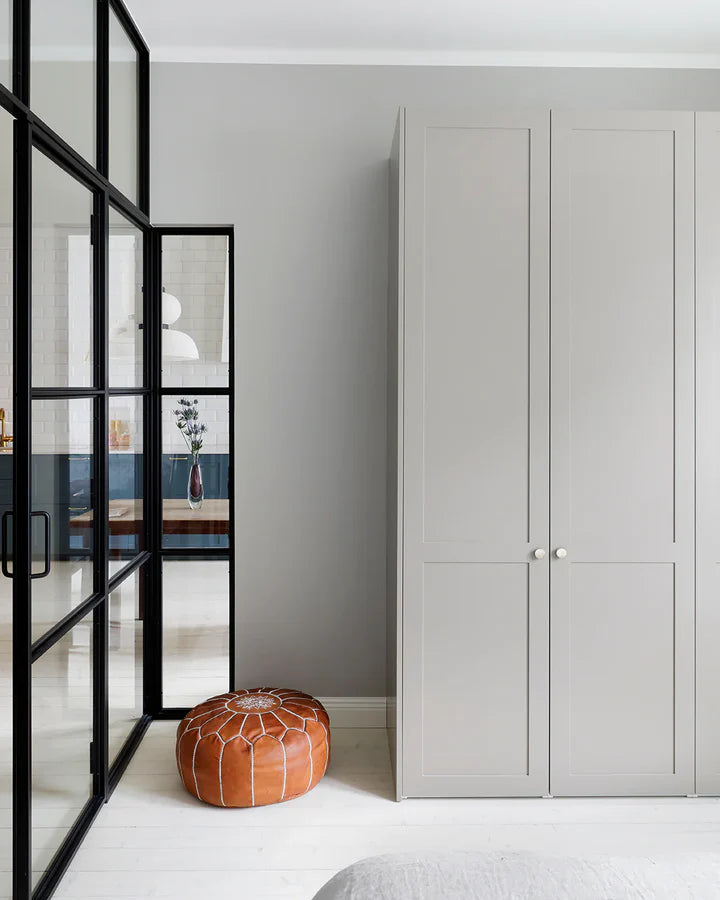 ENSIÖ-wardrobe | Feather Grey – A.S.Helsingö